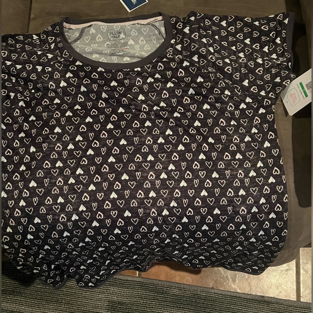 Navy Heart Print Short Sleeve Tee